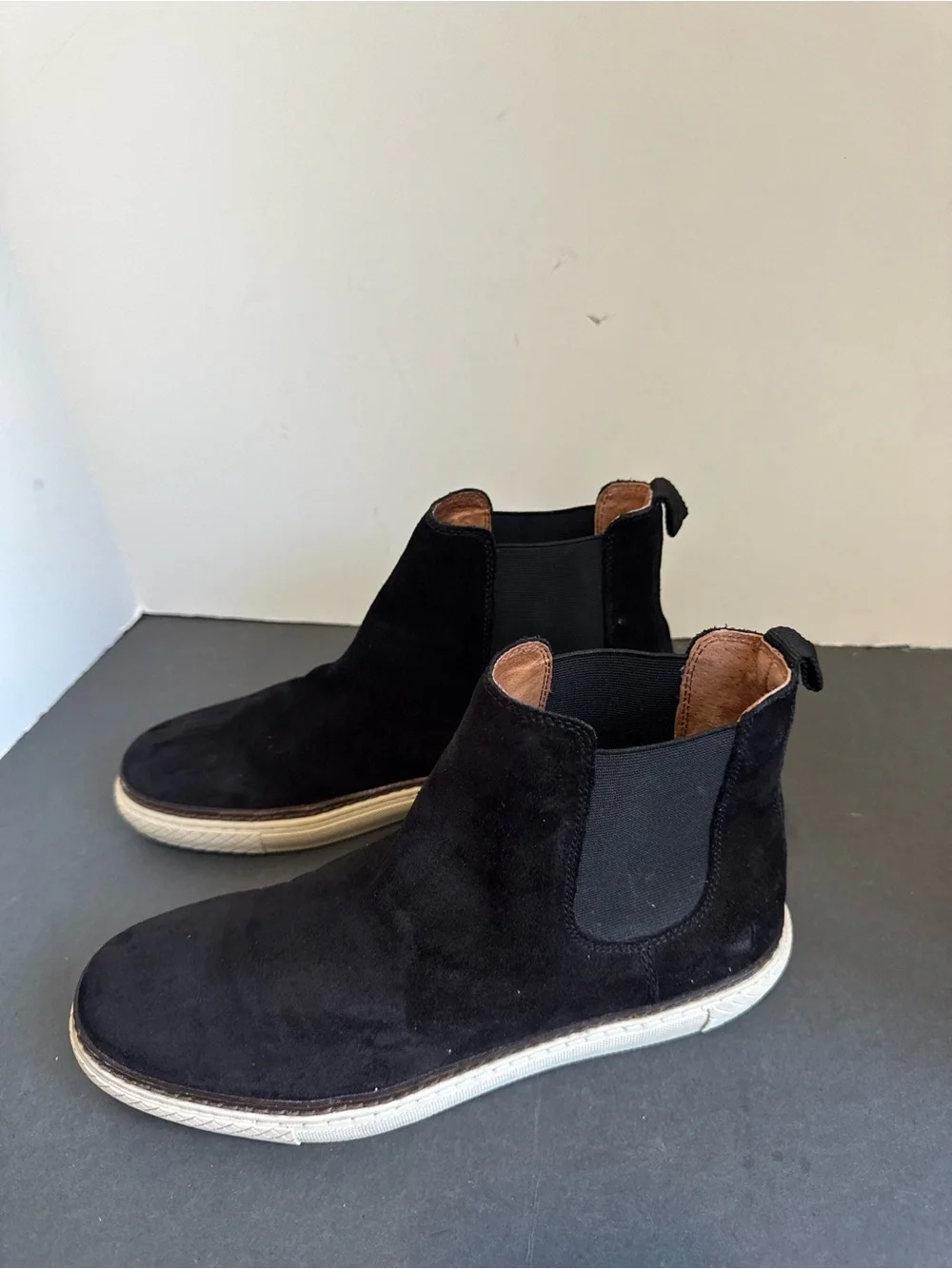 Frye Gates black suede Chelsea boots. Size 9